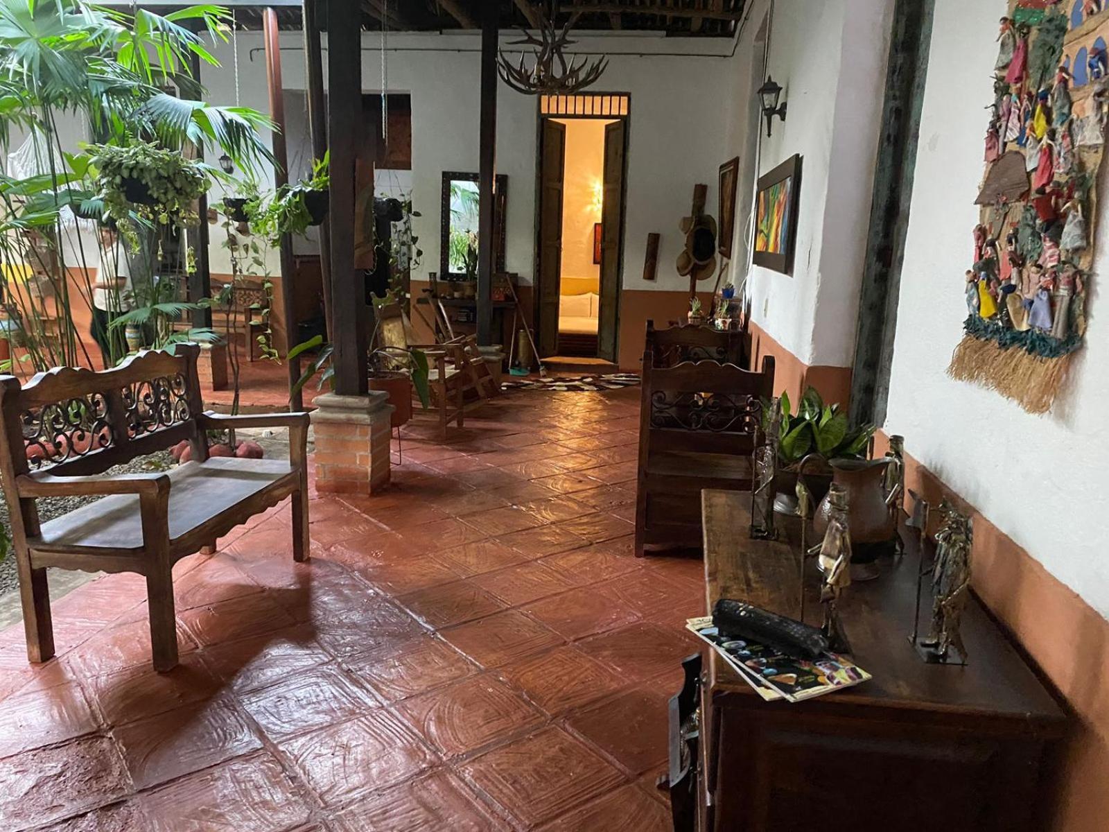 Hotel Dona Hilda San Martin  Extérieur photo