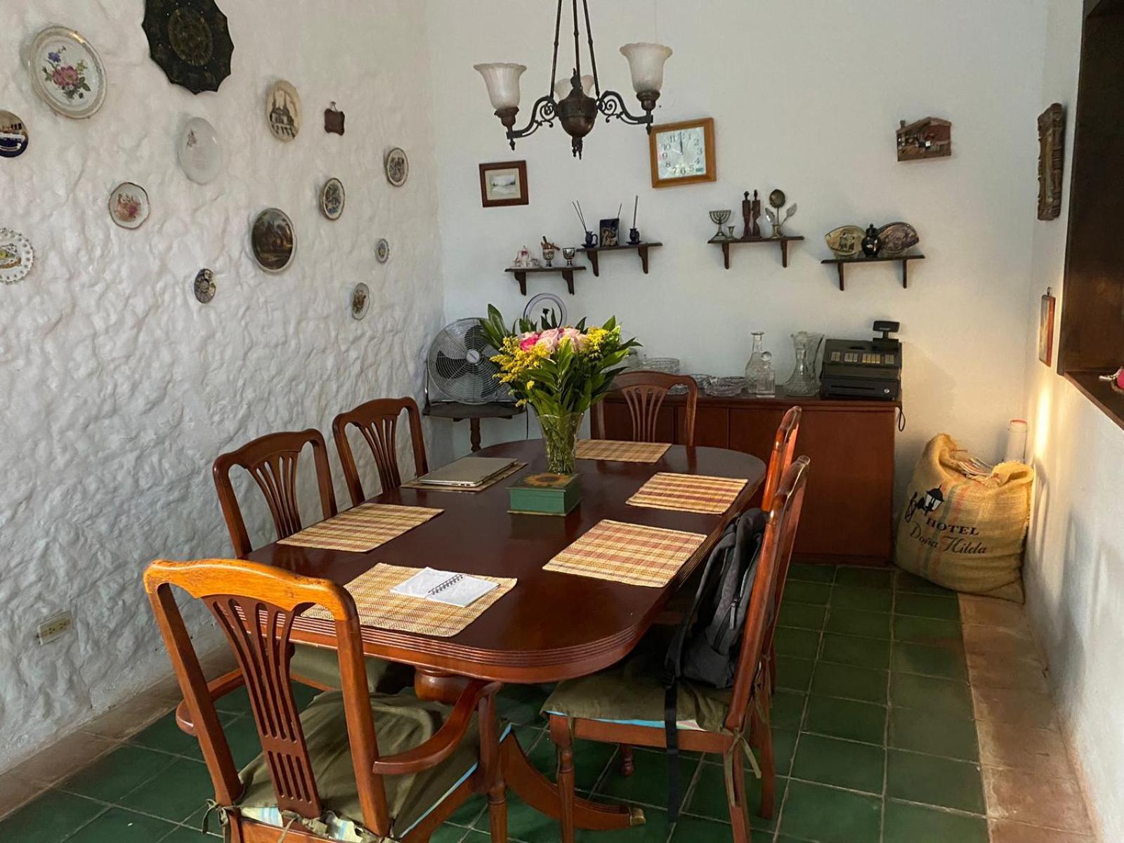 Hotel Dona Hilda San Martin  Extérieur photo